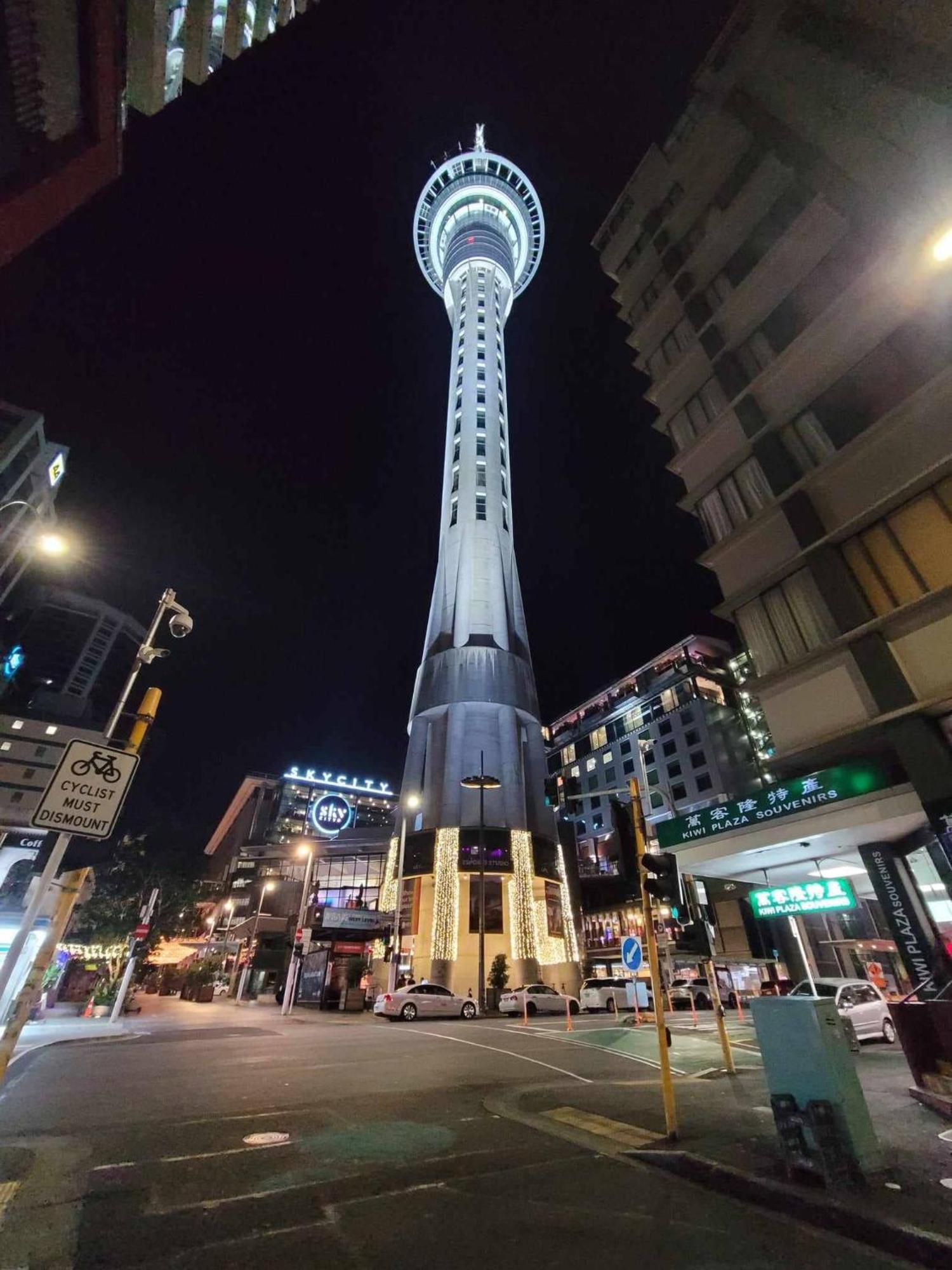 Apartamento Sky Tower Just Next Door Auckland Exterior foto